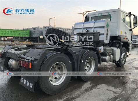 Chine Howo Hohan 371hp 420hp Tracteur Camion Avec 1000l Fabricants