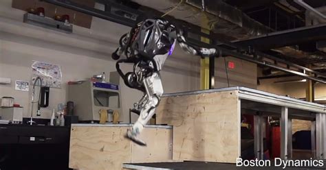 Boston Dynamics Atlas Robot Can Now Do Parkour The Daily Grail