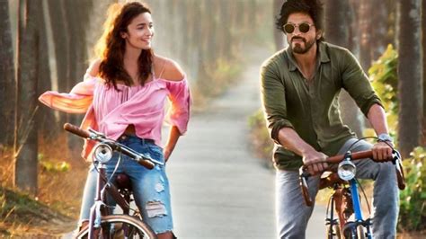 Movie Review Dear Zindagi — Bollybrit