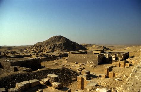 Saqqara - Lower Egypt - Around Guides