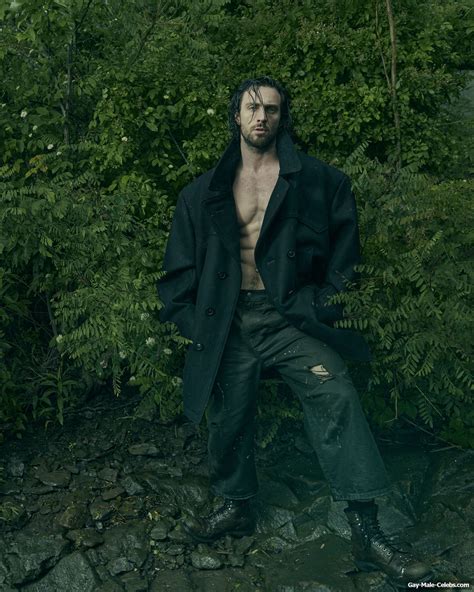 Aaron Johnson Shirtless And Sexy For Esquire Naked Male Celebrities