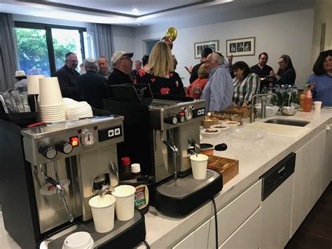 Moovin' Coffee Catering - Home