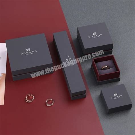 Custom Special Design Paper Jewelry Packaging Box Wedding Ring Box