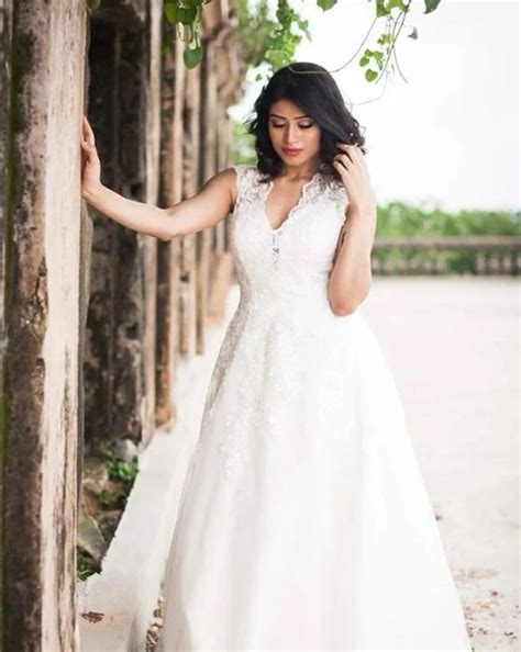 Hot Photos Of Donna Munshi Wiki Bio Web Series Tv Shows Photoshoots Facts And More