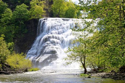 Ithaca New York Waterfalls: 150 In 10 Miles