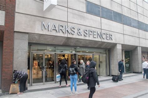 Marks And Spencer London - Marks Spencer Job Cuts Highlight How Slow Company Has Been To Change ...