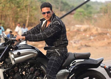 Dhoom In Akshay Kumar Villain Bollywood