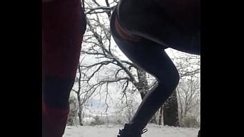 Laura On Hee Video Of Standing Fucking Between The Snow Xvideos