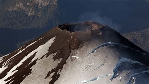 Decretan Alerta Naranja en el Volcán Villarrica 24horas