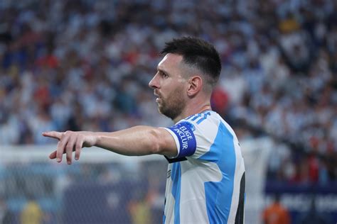 Messi beleeft op recordavond bij Argentinië Weghorst déjà vu