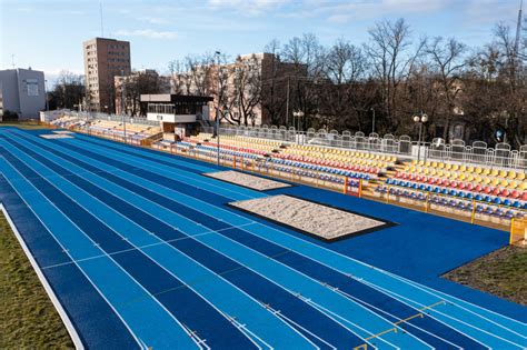 Jak Zmieni Si Stadion Lekkoatletyczny W P Ocku Zako Czy Si Remont