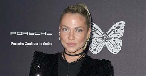 Valentina Pahde im Bikini heiße Mietze