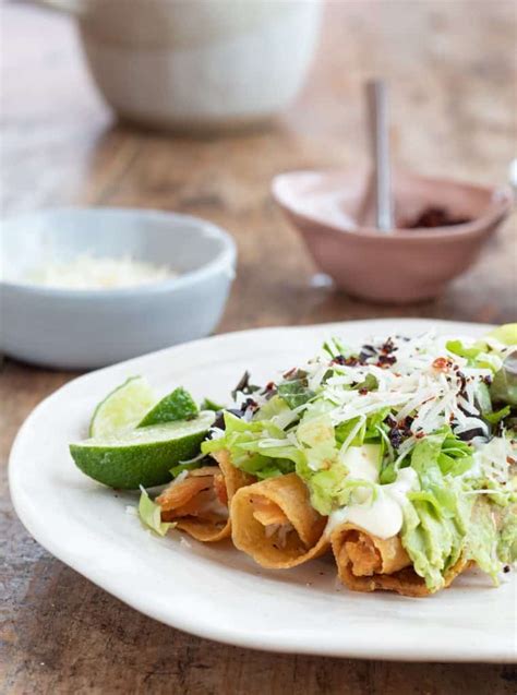 Tacos Dorados De Pollo Sabores De Mi Huerto