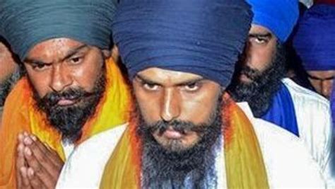 Amritpal Singh Surrendered In Punjabs Moga 5 Facts About Waris Punjab De Chief Today News