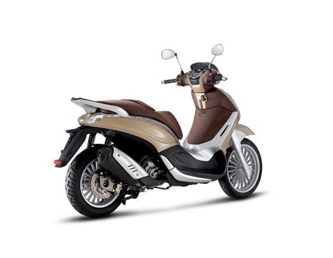 Motorrad Vergleich Sym Hd 300 2019 Vs Piaggio Beverly 300 I E 2016