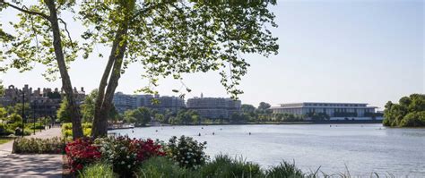 Visiting the Park - Friends of Georgetown Waterfront Park