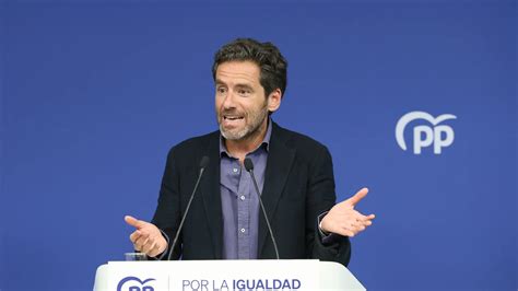 El PP tilda de escándalo la reunión de Díaz con un prófugo y lo ve