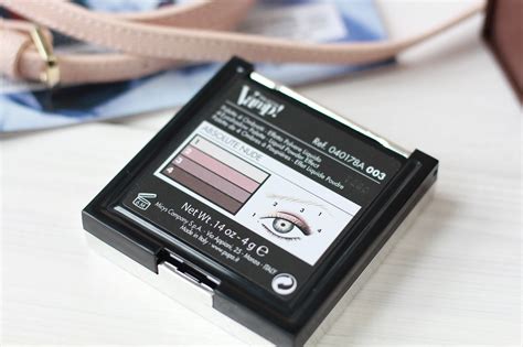 PUPA Новая палетка теней Vamp Palette в оттенке 003 Absolute Nude A