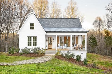 Mississippi Farmhouse - Renovated Southern Farmhouse