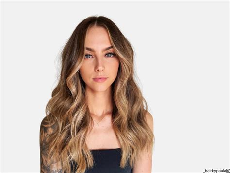 Dark Sandy Blonde Hair Is The Perfect End Of Summer Look