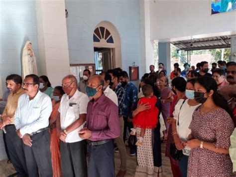 Kemmannu Parishioners Of Milagres Cathedral Kallianpur Celebrates