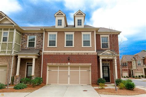 101 Newcomb Ct Atlanta Ga 30328 Townhome Rentals In Atlanta Ga