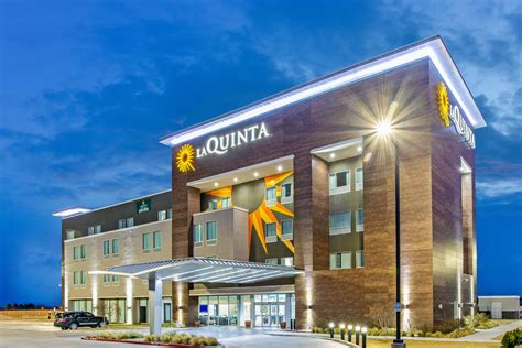 La Quinta Inn & Suites by Wyndham Sweetwater East | Sweetwater, TX Hotels