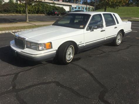 Lincoln Town Car Continental Crown Victoria Grand Marquis For Sale