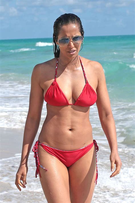 Padma Lakshmi Hot Bikini Pics Gotceleb