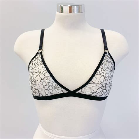 Sujetador Suave De Encaje Blanco Bralette Blanco Escarabato Etsy