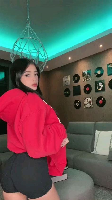 Tiktok Iamferv V Deos De Mujeres Hermosas Fotos Mujeres Bonitas