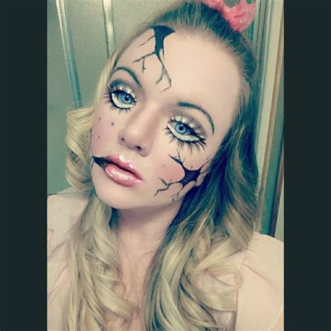 Broken Doll Makeup For Halloween 💋🎃💄 Broken Doll Makeup Broken Doll