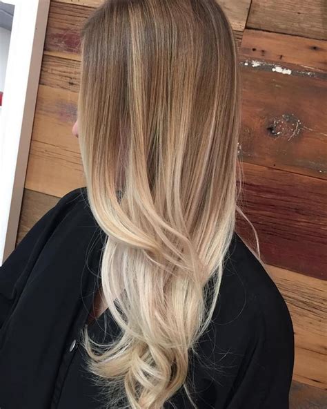 Ombre Blond Farbgestaltung Lange Glatte Haare Ideen Locken Spitzen