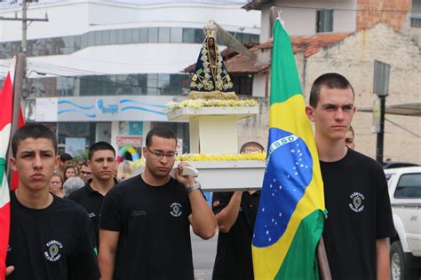 Prociss O E Missa Em Honra A Nossa Senhora Aparecida Na Par Quia S O