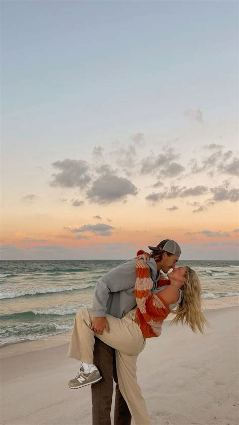 Beach Couple Pose Inspo Couple Goals Beach Aesthetic Pose Inspo