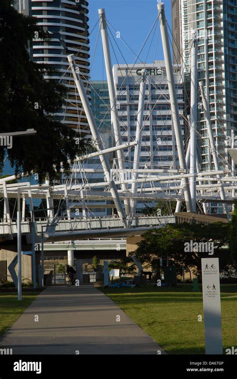 Kurilpa Bridge Brisbane Queensland Australia Stock Photo Alamy