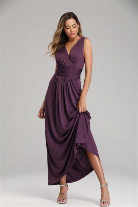 Robe longue prune cache coeur pour témoin mariage taille plissée en