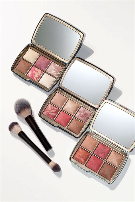 Hourglass Ambient Lighting Edit Unlocked Palettes 2023 The Beauty Look Book