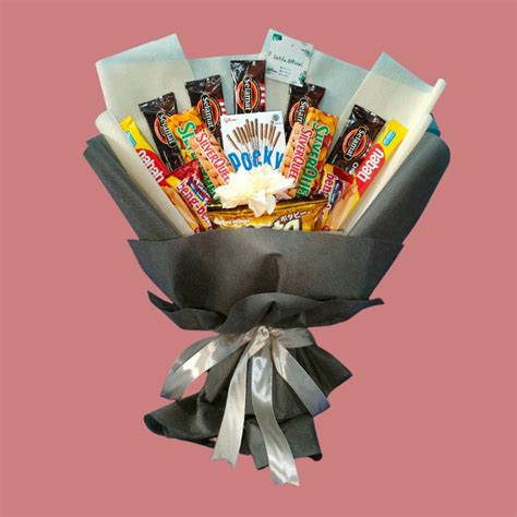 Jual Bucket Snack Buket Makanan Bouquet Kado Valentine Gift