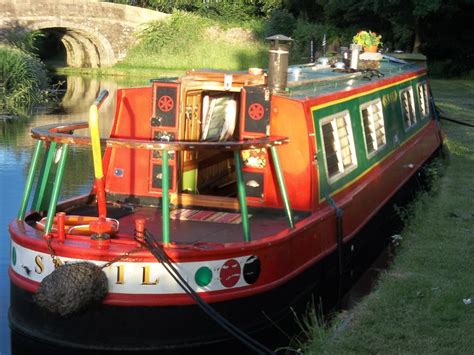 Narrowboat Holidays Canal Boat Refit House Boat Snails Pace