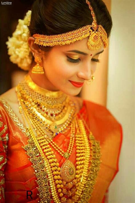 Pin By Love Shema On India Bride Saree Indian Bride Makeup Bridal