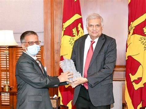 Indian Envoy Hands Over Maitri Buddha Statue To Sri Lankan President