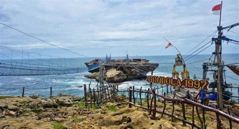 Pantai Timang Gunungkidul Lokasi Rute Tiket Dan Tips