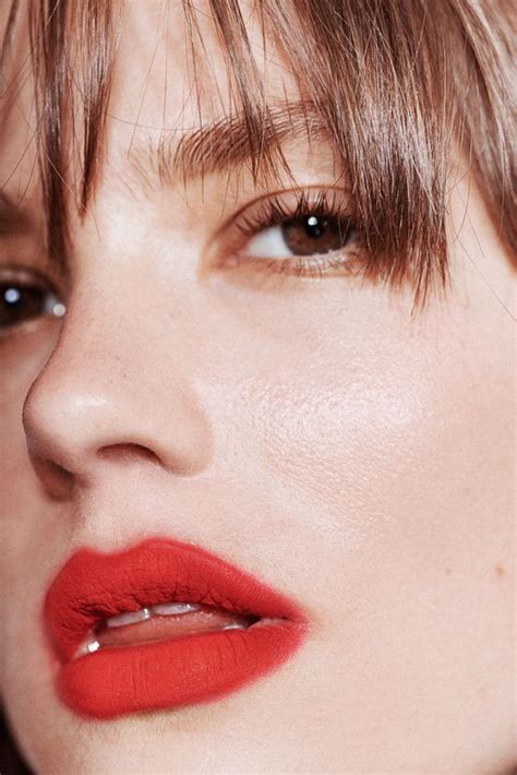 Blurred Lips The New Makeup Trend