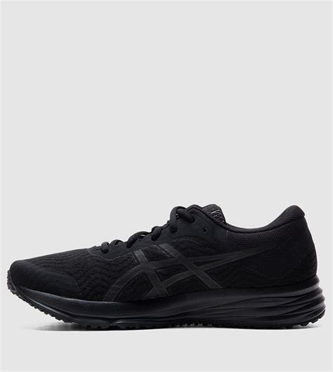 Buy Asics PATRIOT™ 12 In Black | 6thStreet Qatar