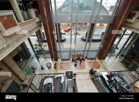 Ub Tower Kingfisher Hq Bangalore Karnataka India Stock Photo Alamy