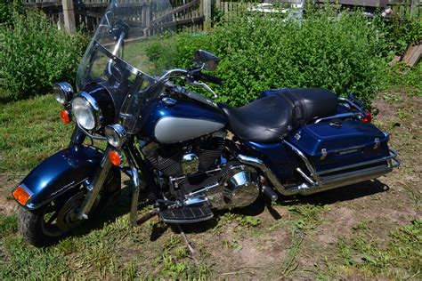 2001 Harley Davidson FLHPI Road King Police Sinister Blue W Diamond