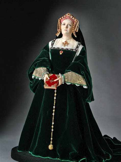 Catherine of Aragon | Devoted wife and gracious queen - cruelly treated.