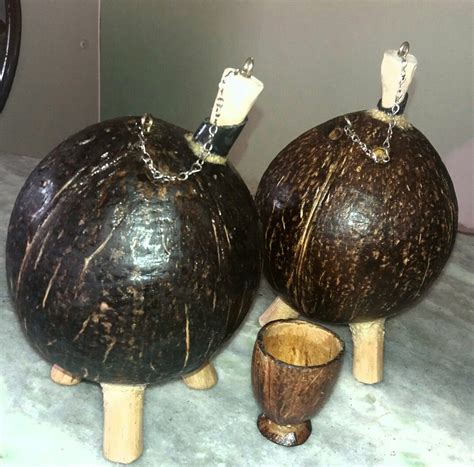 Cachaça no coco artesanato Brinco de coco Artesanato Projetos