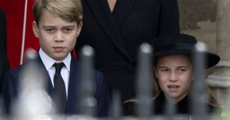 Le Prince George De Galles La Princesse Charlotte De Galles